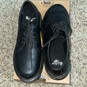 Dr. Marten Low Top